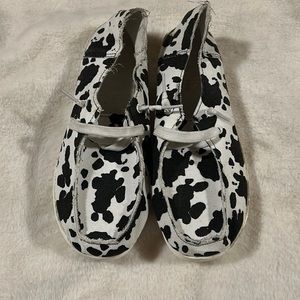 Cow print “hey dudes”